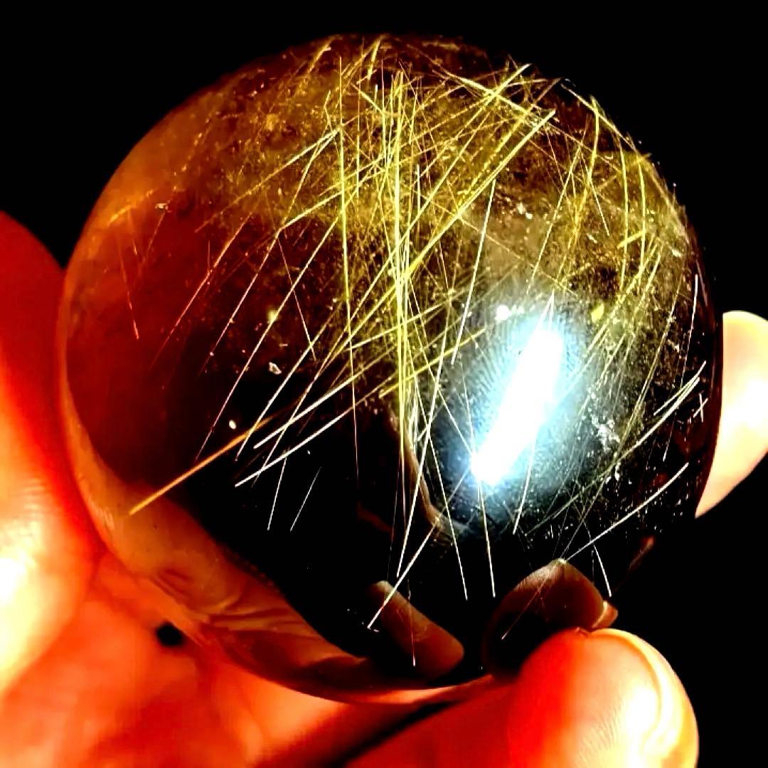 51mm ゴールドルチルクォーツ　丸玉　スフィア　金針水晶