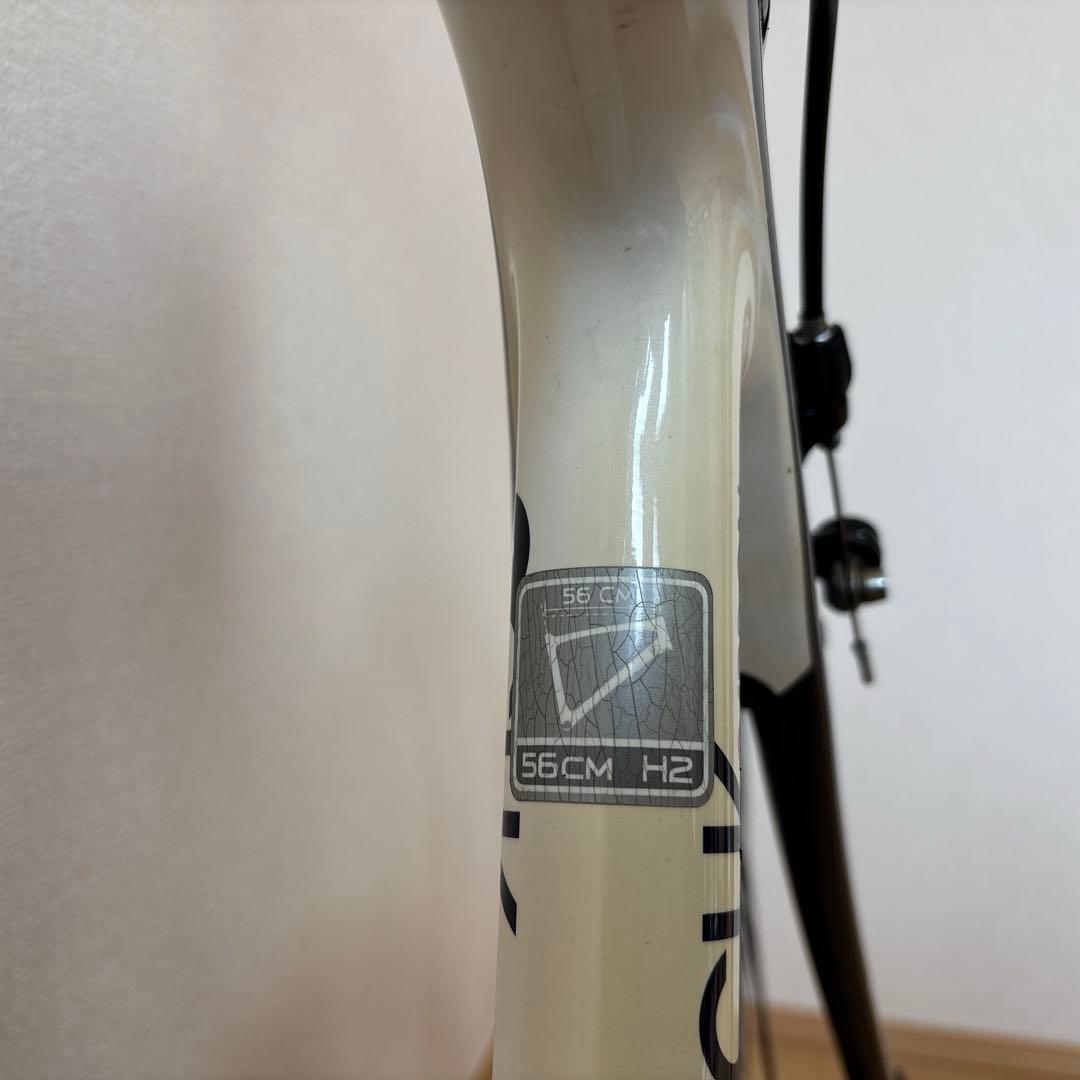 ロードバイク　 TREK MADONE 3.1 2012年モデル 56cm