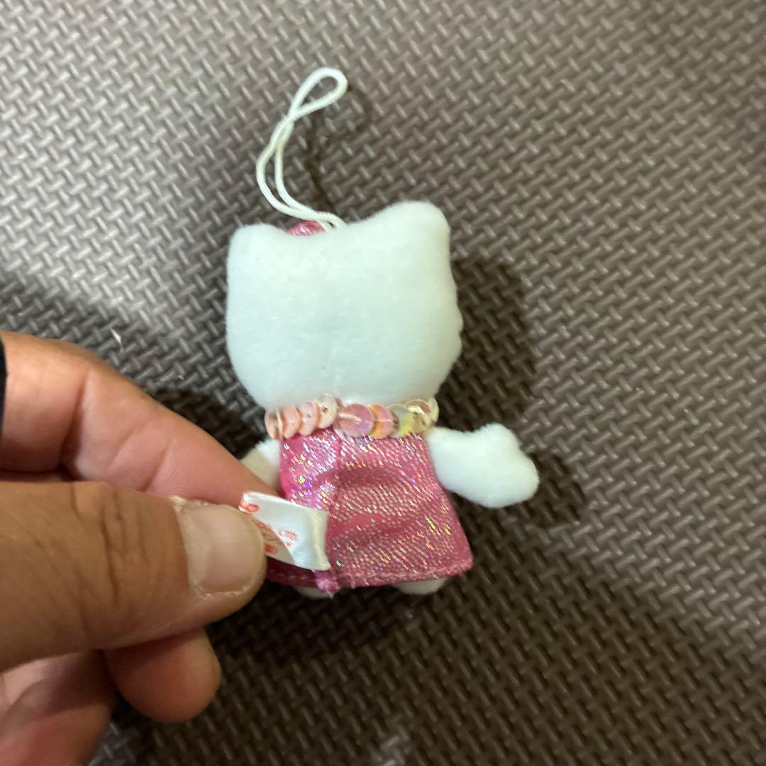 激レア、超希少品新品未使用品ハローキティマスコット