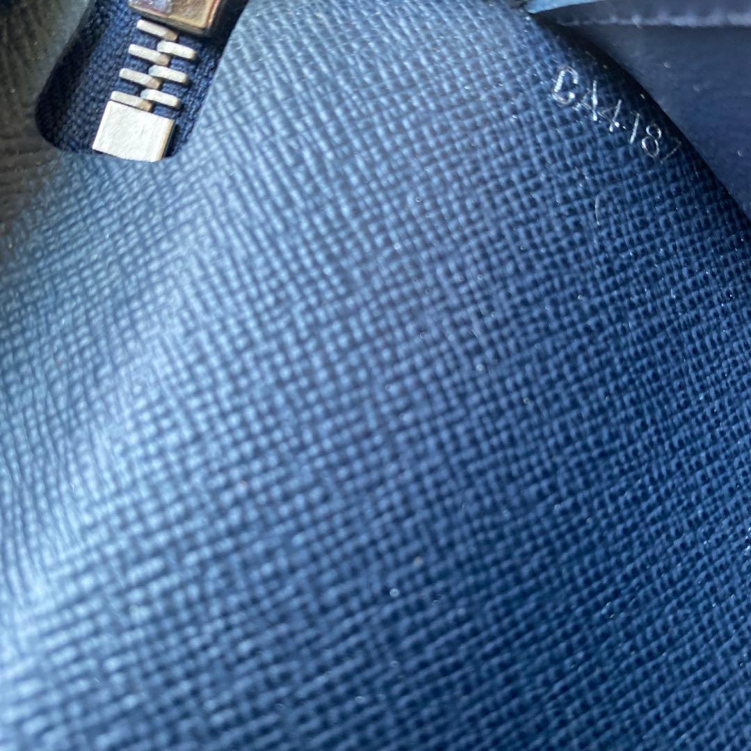 値下しました ルイヴィトン エピ ジッピーウォレット 長財布