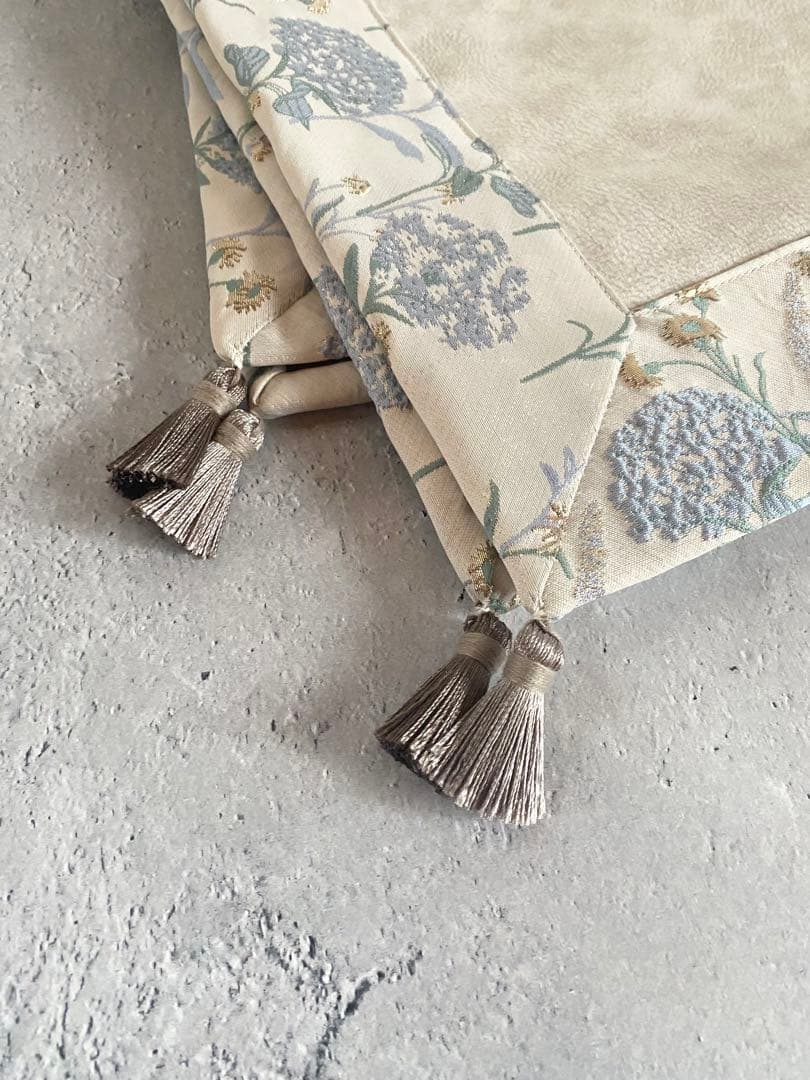 【再再再販】花柄ジャガード生地のハンドメイドタロットクロス