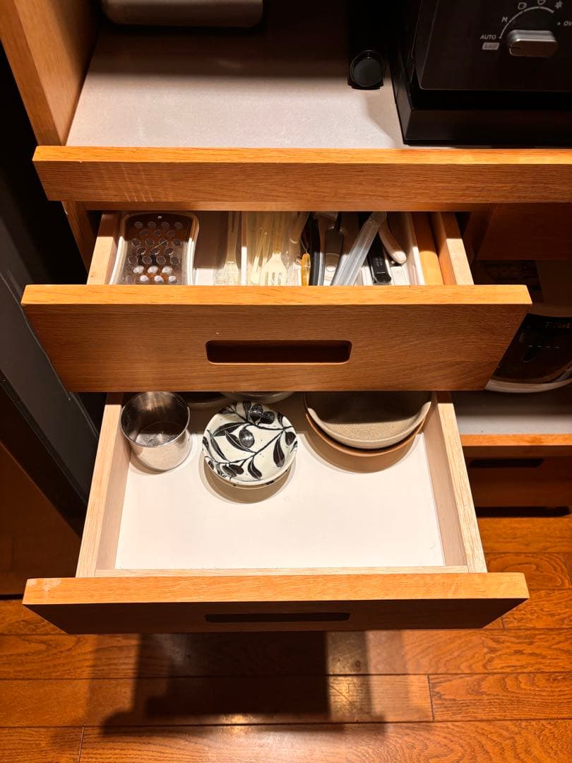 Unico Hutte キッチン　食器棚