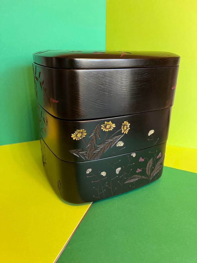川添日記　重箱　草木彫　漆器