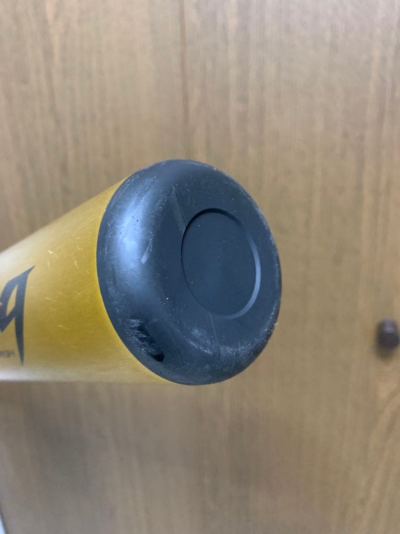 美品 ミズノ セレクトナイン 軟式バット83cm ゴールド SELECT9 一般