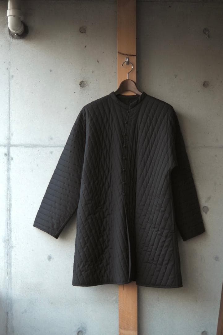 jugen lehl ウールシルクのキルティングコート　黒　美品　ヨーガンレール