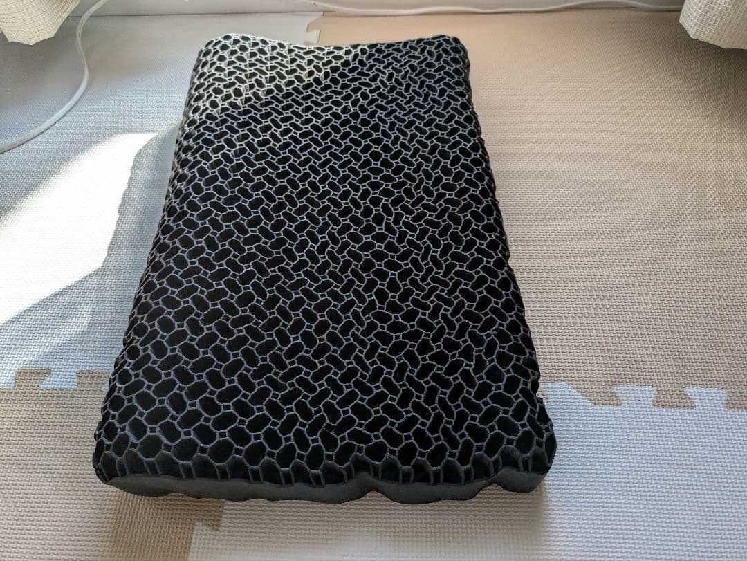 極柔 ゲル枕 熱可塑性エラストマー 無重力枕 ジェル ヒツジのいらない枕類似品