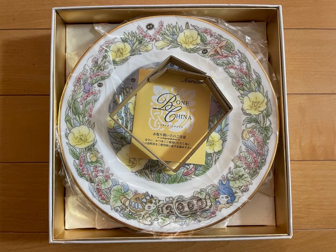 【未使用品・希少】ジブリ　となりのトトロ　イヤリープレート　2000年