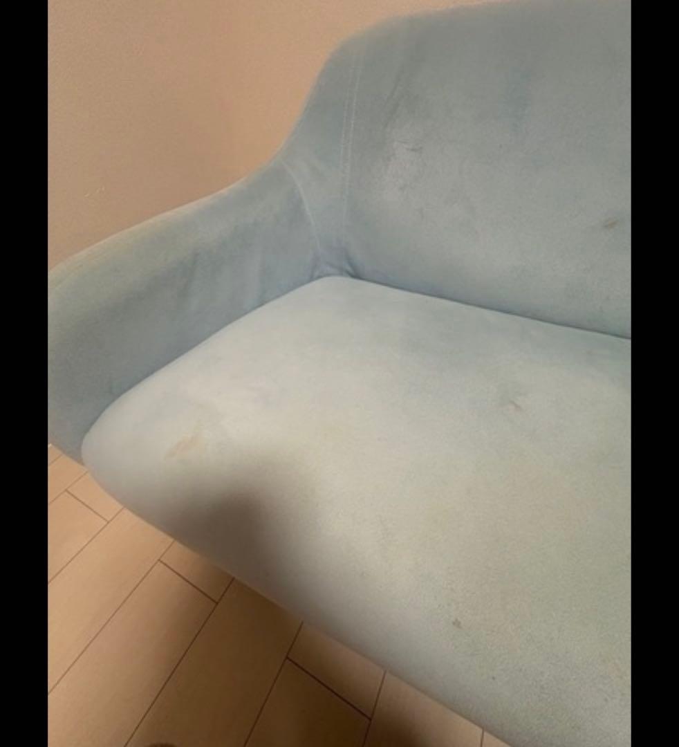 水色ファブリック2人掛けソファ