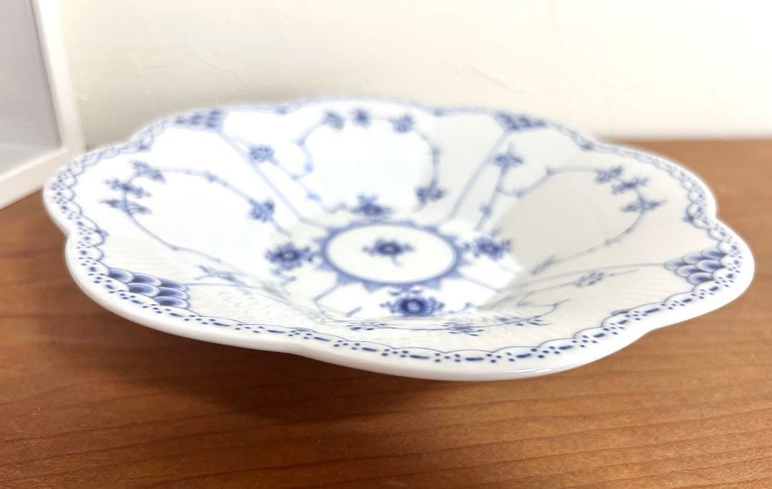 ブルーフルーテッド　ハーフレース　ペタルボウル