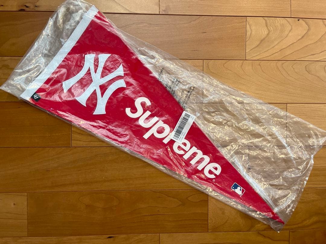 送料無料☆新品 正規品 15SS supreme ヤンキース Pennant