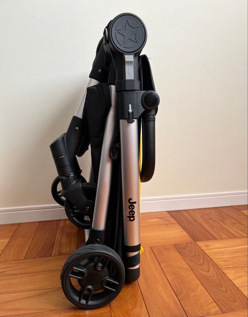 Jeep ジープベビーカー　ジープバギー　レアカラー黄色　ハンドル付き