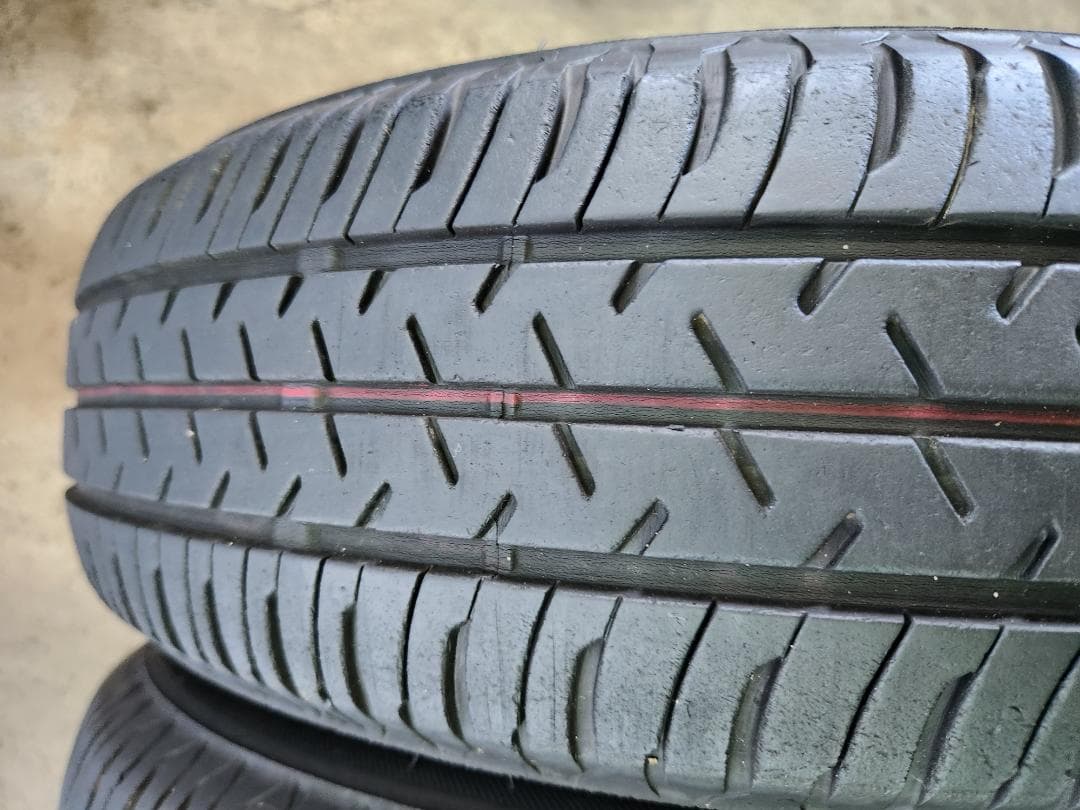 送料込☆2022年製 セイバーリング タイヤ 155/65R13 ☆4本