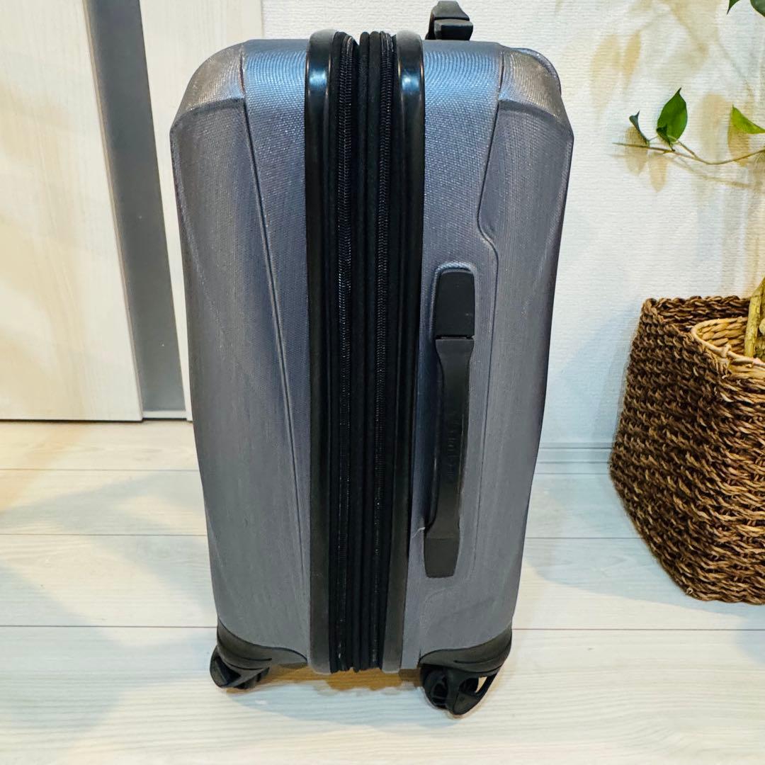 サムソナイト　スーツケース　軽量　拡張あり　キャリーケース　3.3キロ