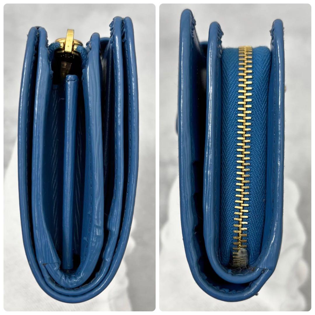 極美品/RFID プラダ 折り財布 ヴィッテロムーブ レザー 三角ロゴ ブルー