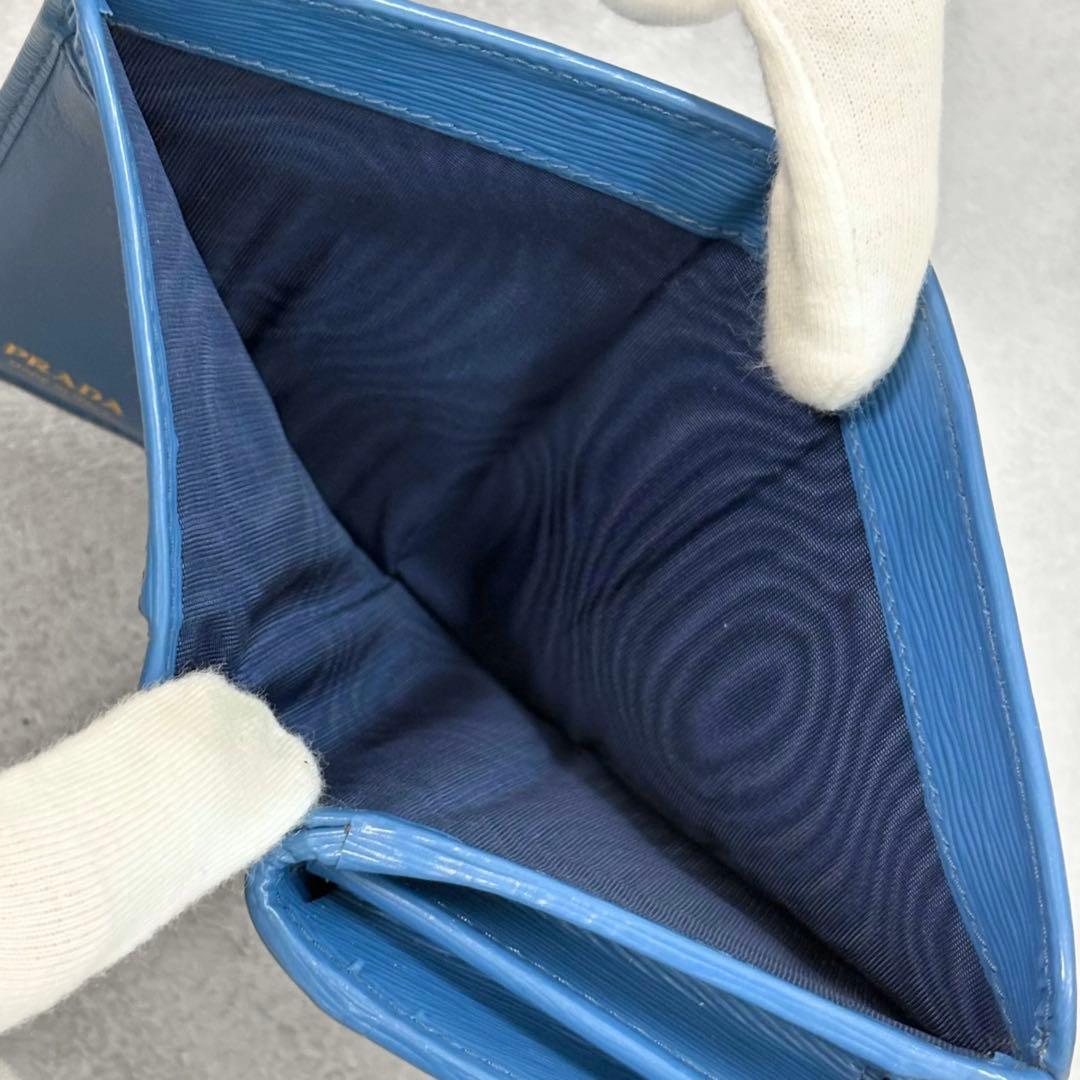 極美品/RFID プラダ 折り財布 ヴィッテロムーブ レザー 三角ロゴ ブルー