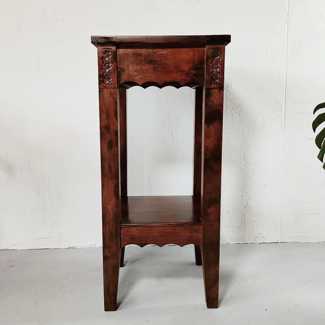 アンティーク　花台　可愛らしい　花柄　彫刻