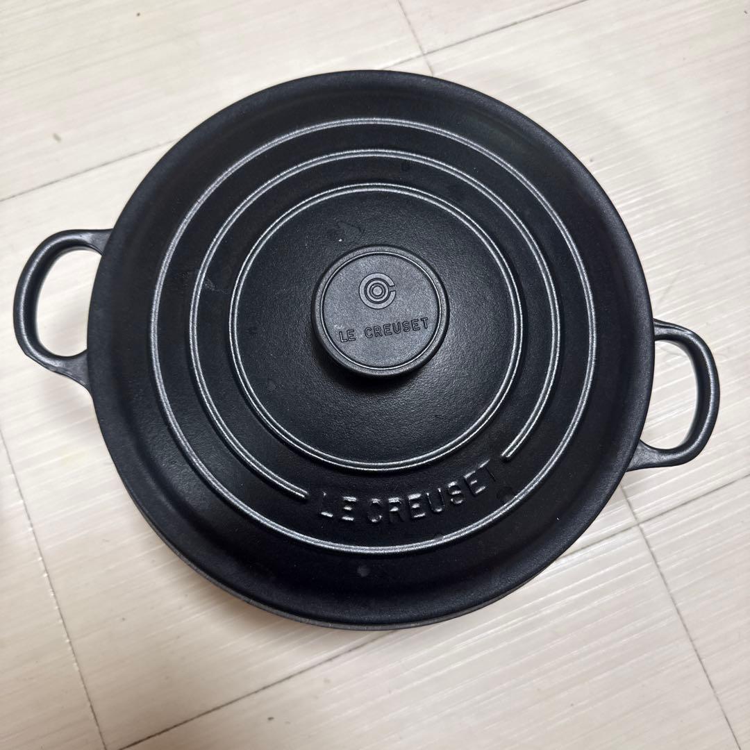 LE CREUSET ブラックミルクパン 24cm 蓋付き