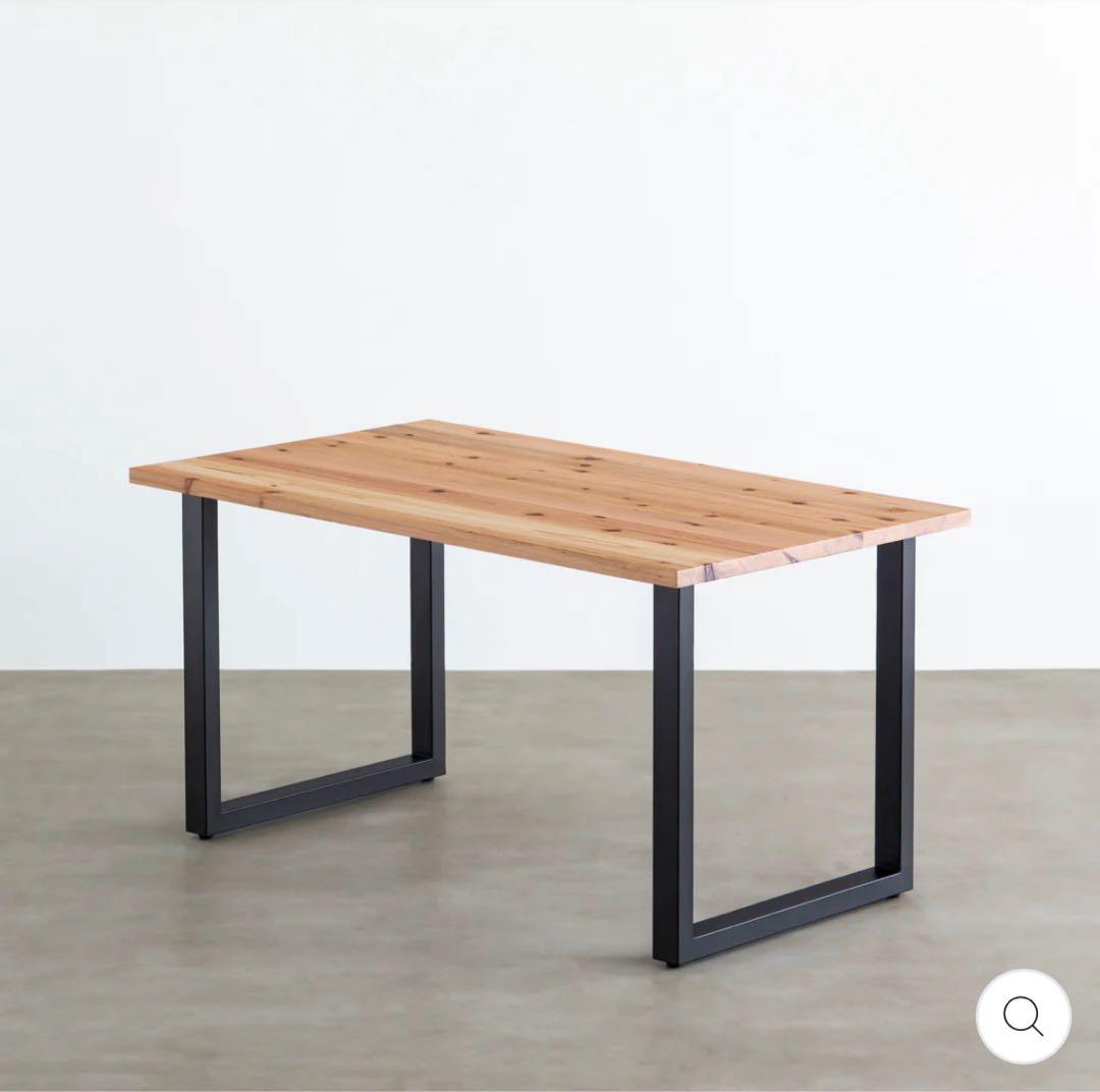 【週末値下げ】 無垢杉材ダイニングテーブル ティシュトレイ付き