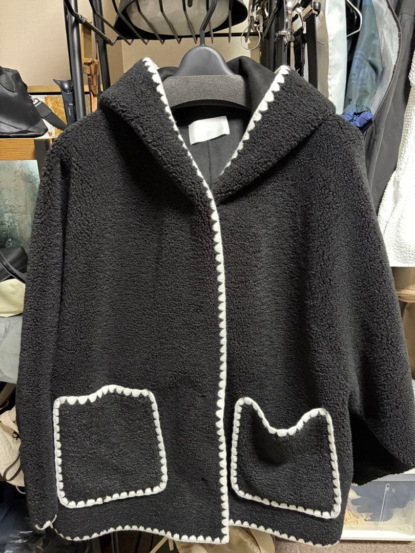liten リテン Scallop Boa Hoodie