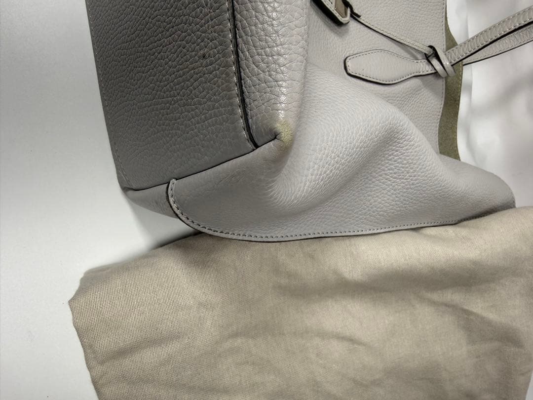 トッズ TOD’S レザートートバッグ グレー 大容量