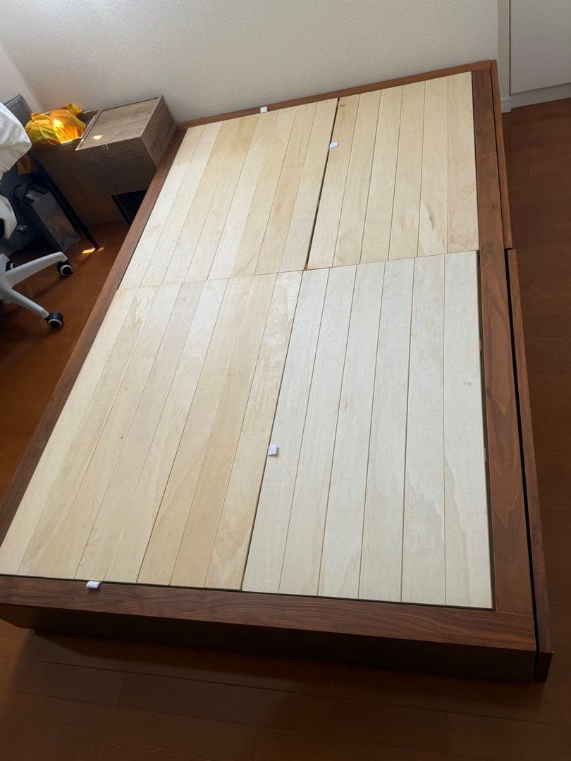 【送料込み】無印良品　収納付きベッドフレーム　セミダブル　ウォールナット