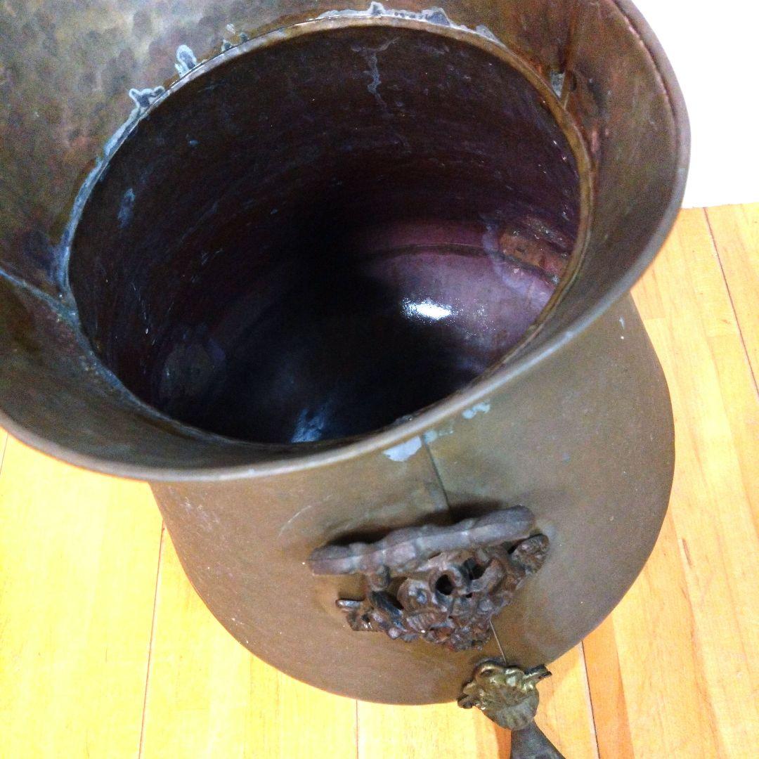 ビンテージ、アンティーク　真鍮製コールバケツ猫脚