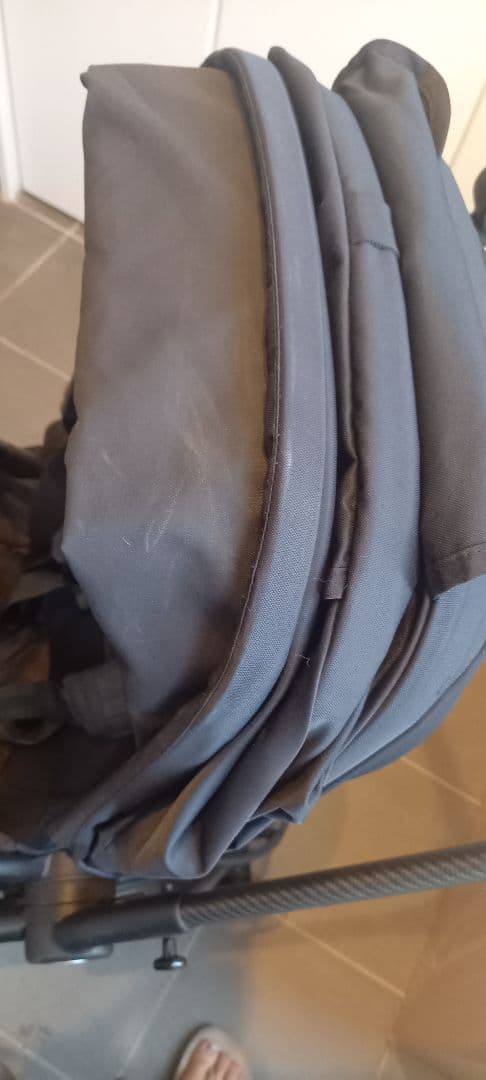 cybex サイベックス　メリオ カーボン　ブラック