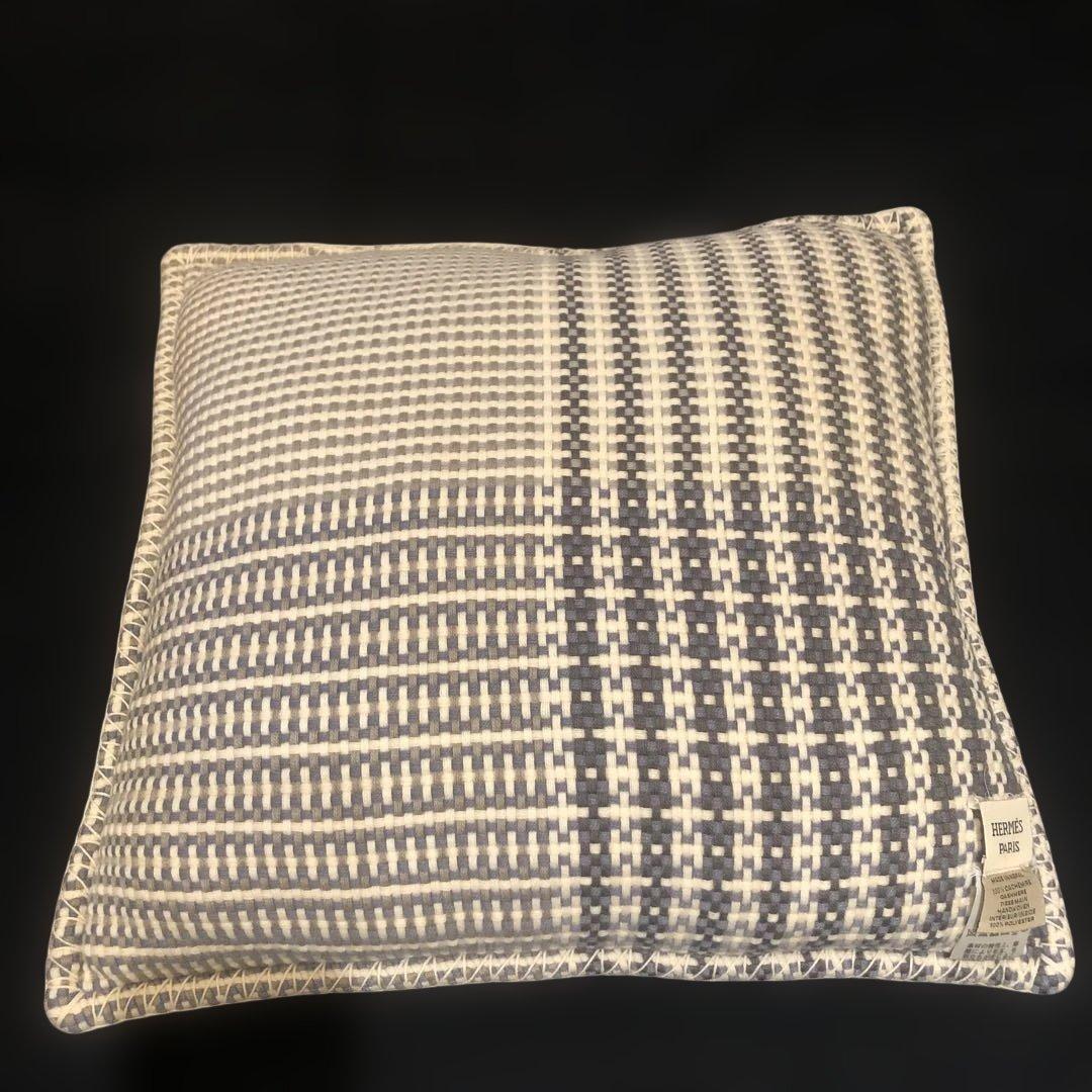 HERMÈS Hロゴ　カシミヤクッション　カシミヤ100%