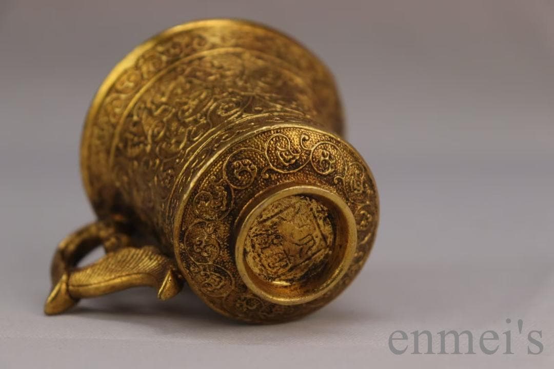 中国古美術 旧蔵 唐代 大唐貞觀款 鍍金銅酒杯 精銅製 小盃 純手作り 鍍金装飾