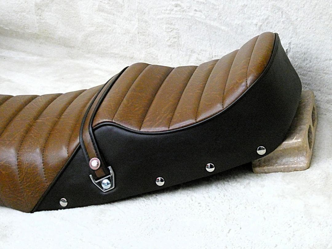 ホーク2　シート　茶　ツートン　ボタン/レザーCB250T