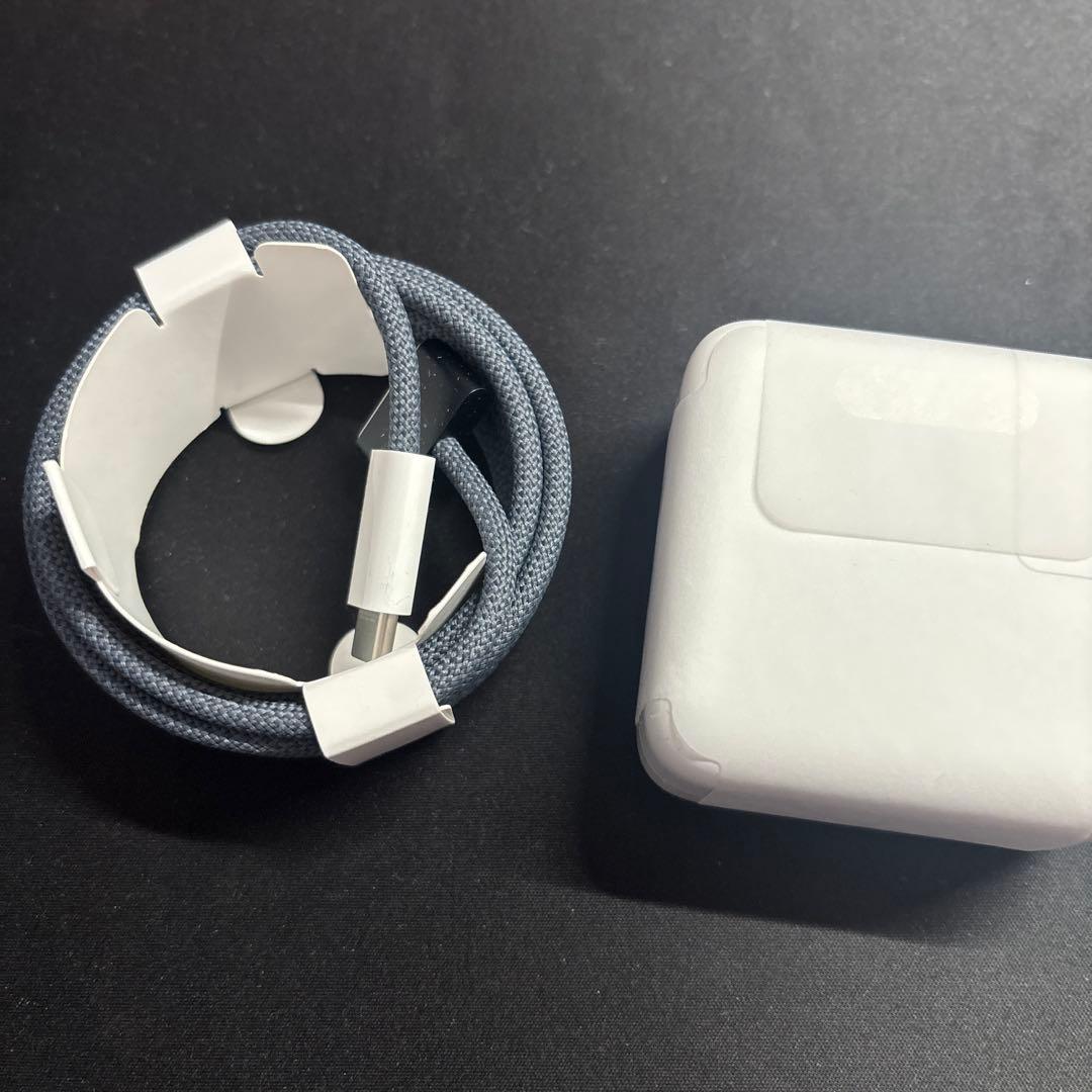 Apple MacBook Air 13インチ m4 256GB