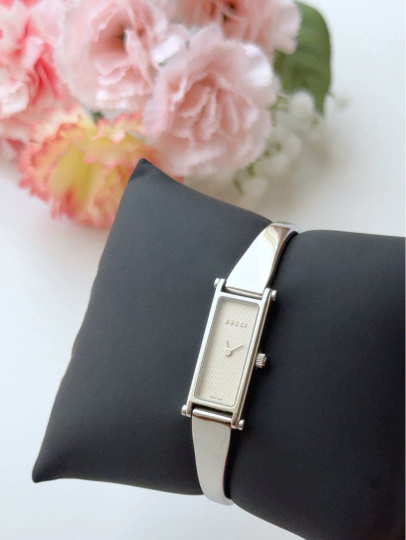【稼働品・新品電池】GUCCI 1500L バングルウォッチ　腕時計