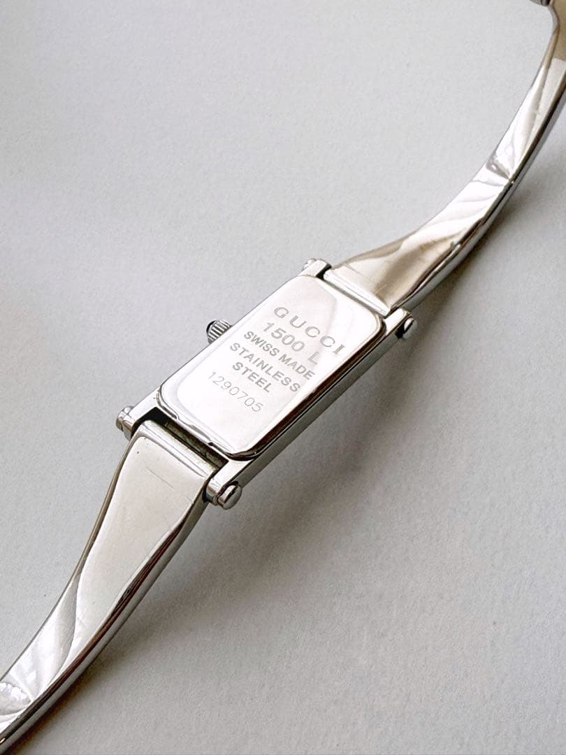 【稼働品・新品電池】GUCCI 1500L バングルウォッチ　腕時計