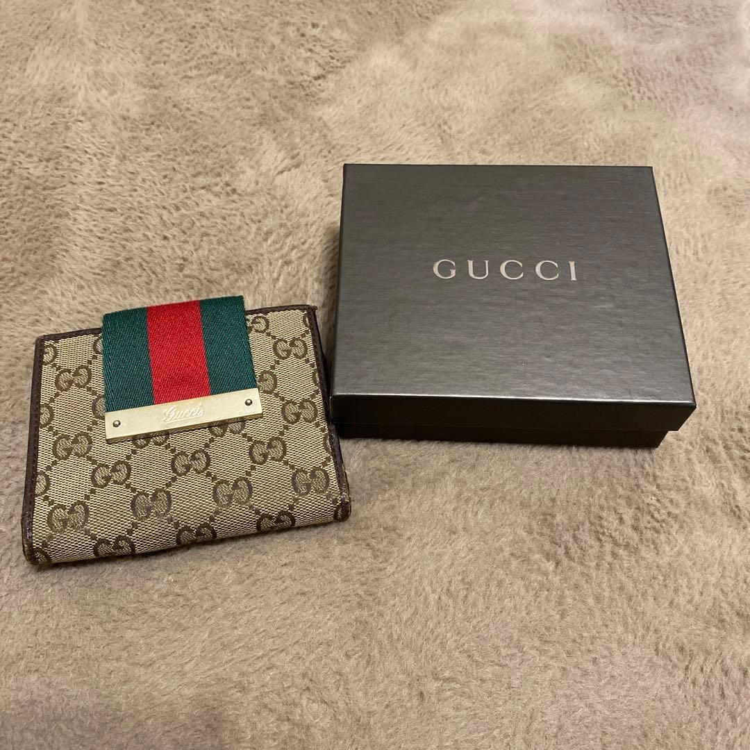 値下げしました！GUCCI 二つ折り財布　シェリーライン　中古