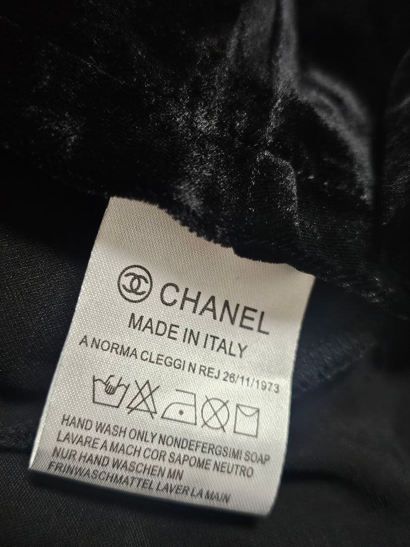 黒 ベルベット ワンピース Vネック　お洒落レース