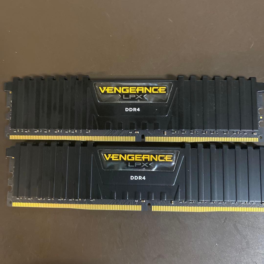 リ*ン様 Vengeance LPX DDR4 16GB (2x8GB) 320