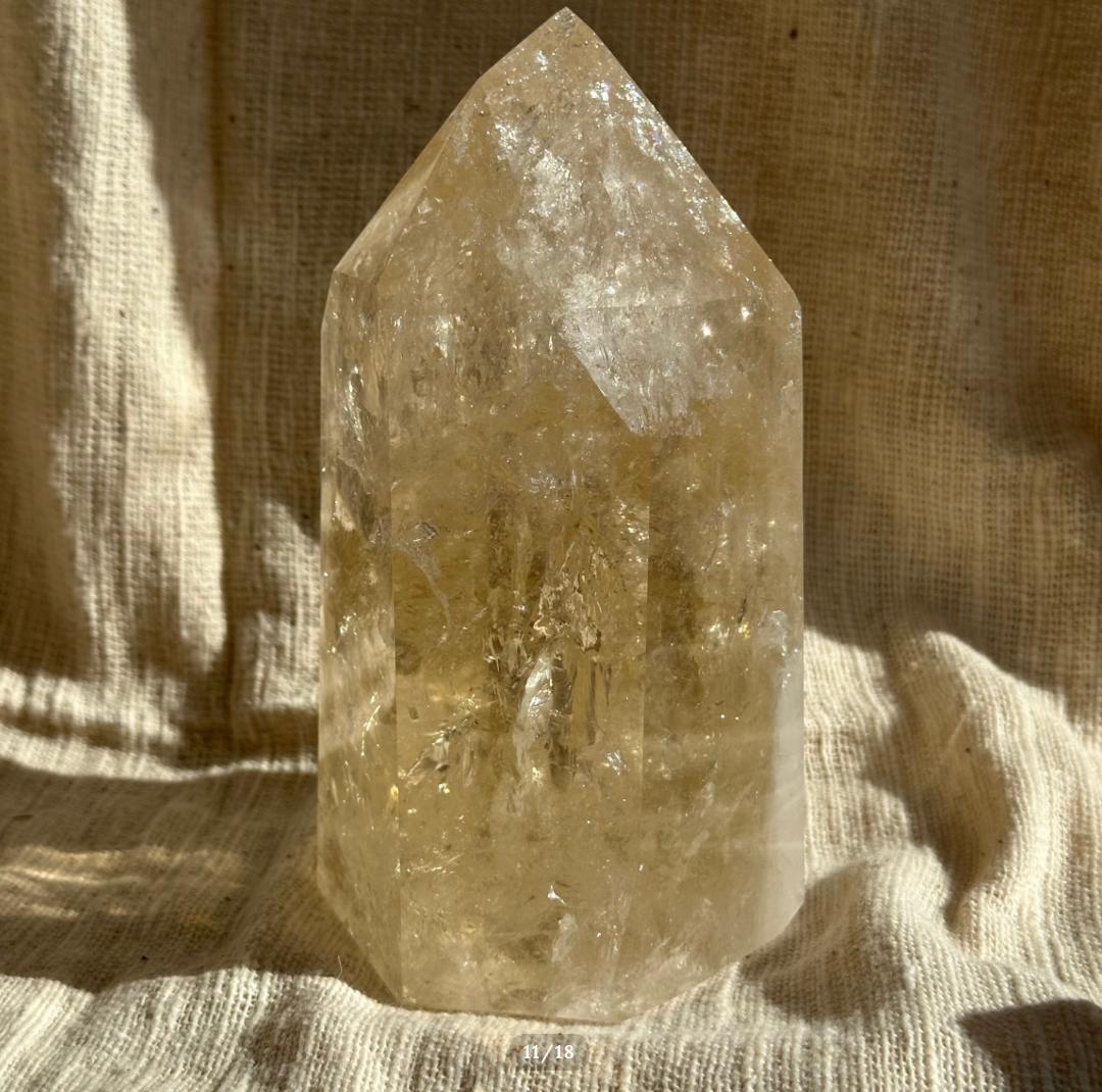 1.9kg 非加熱【シトリン】 天然 シトリン BIG ポイント ブラジル産