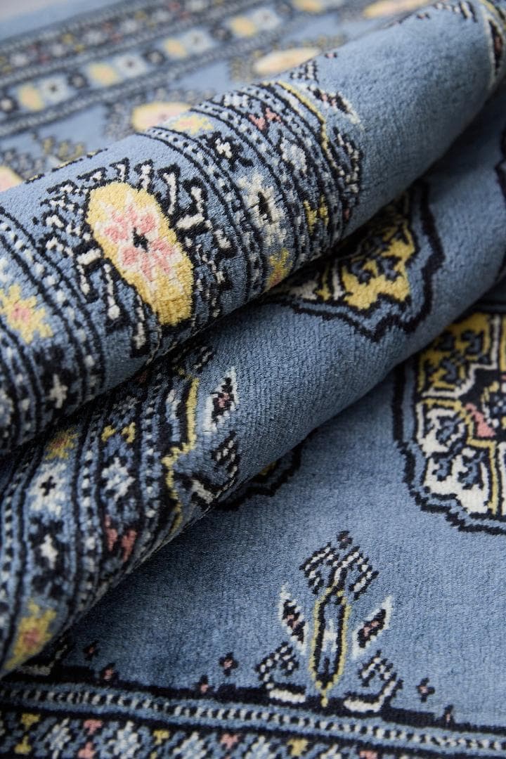 新品　パキスタン絨毯　トライバルラグ　ラホール産（188×124cm）青　グレー