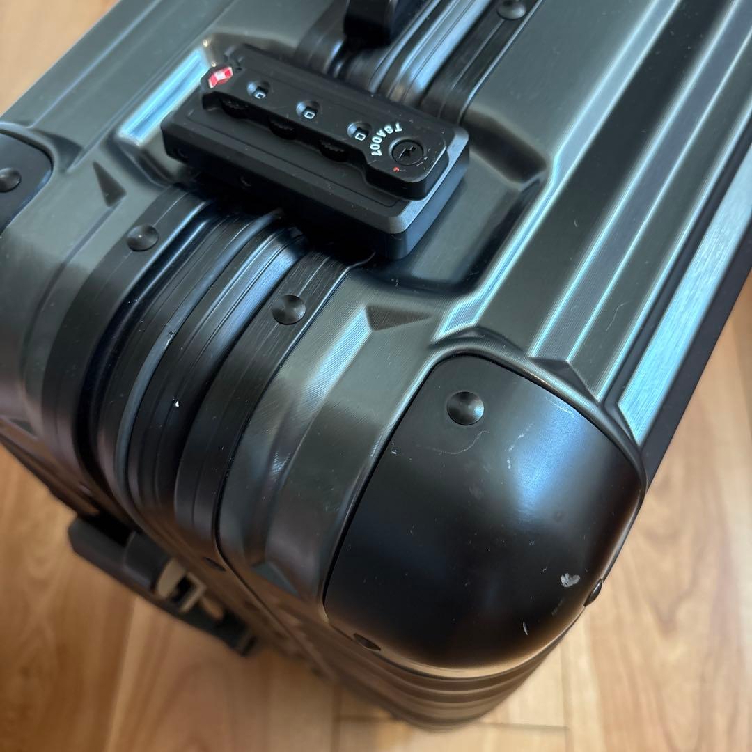 RICARDO リカルドスーツケース　37L ガンメタル