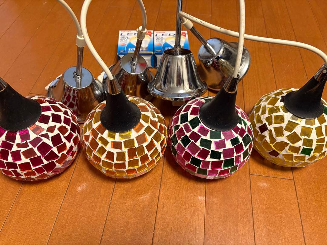 ペンダントライト ステンドグラス モザイク ガラス 北欧 LED電球付き