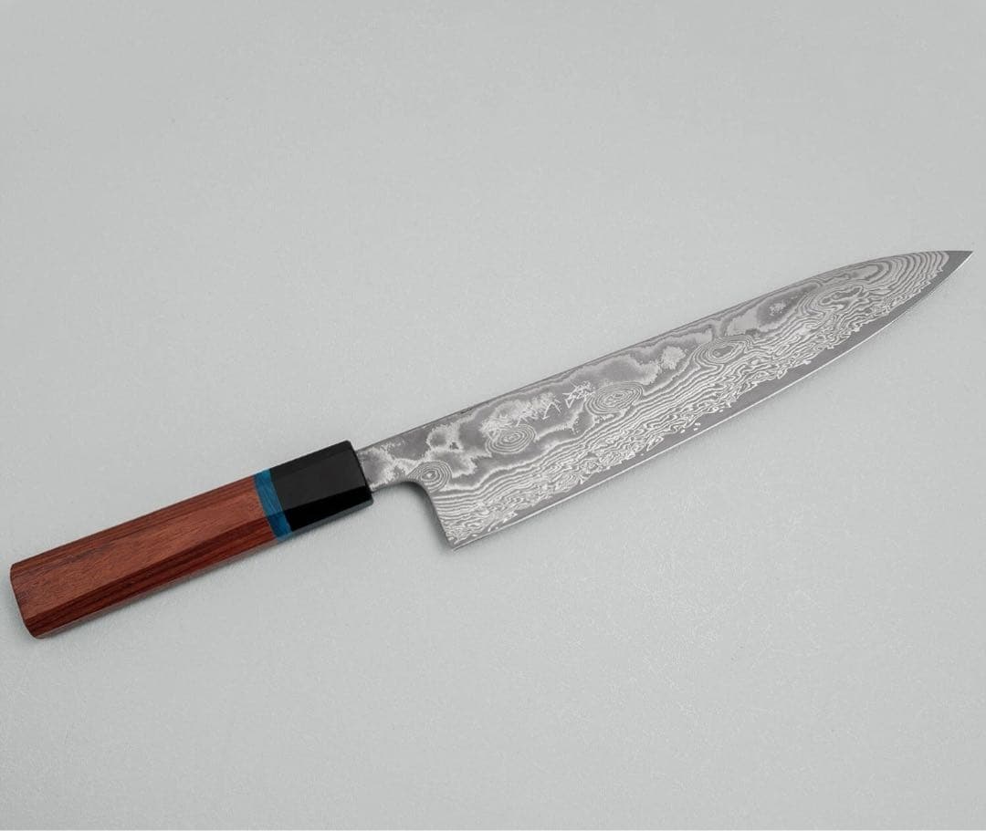 龍泉刃物　梵天雲竜　Kai vg10 牛刀　210