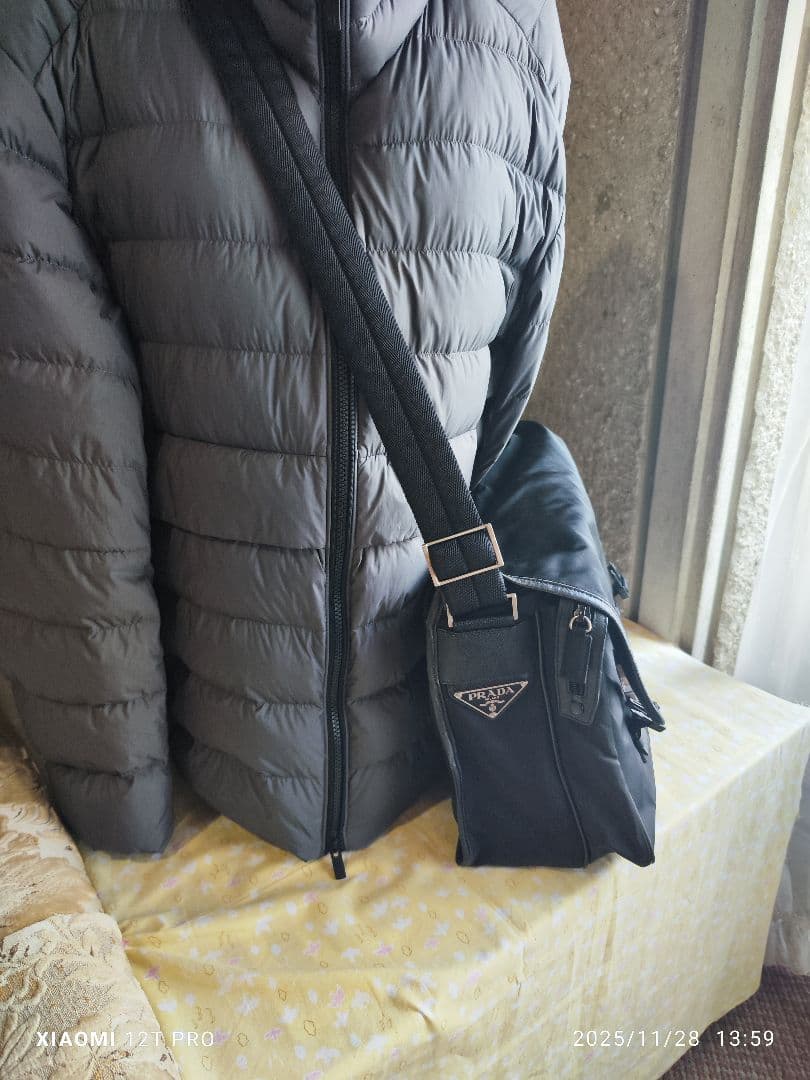 PRADA ブラダ メッセンジャーバッグ/ショルダーバック ブラック 美品