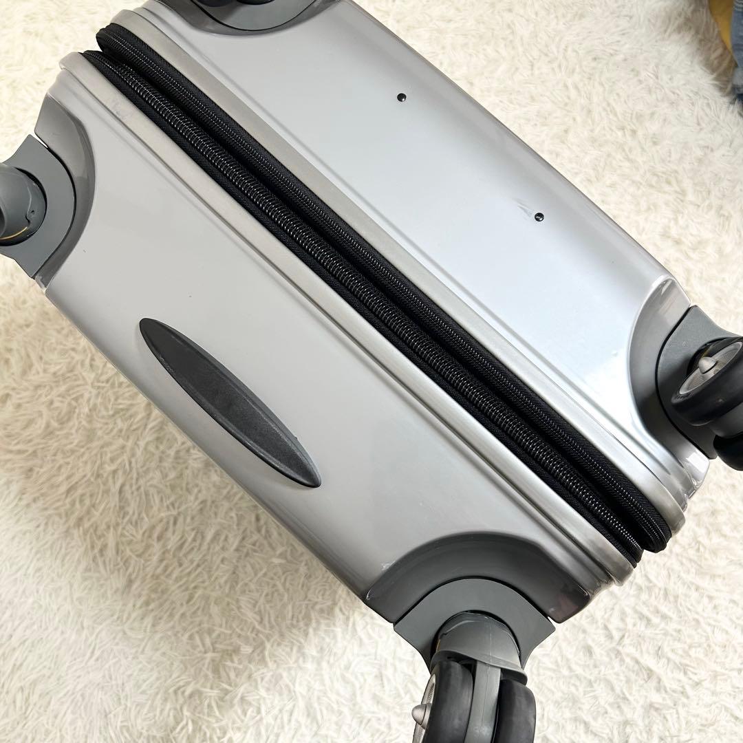 美品✨サムソナイト グラヴィトン スピナー スーツケース 機内持込み