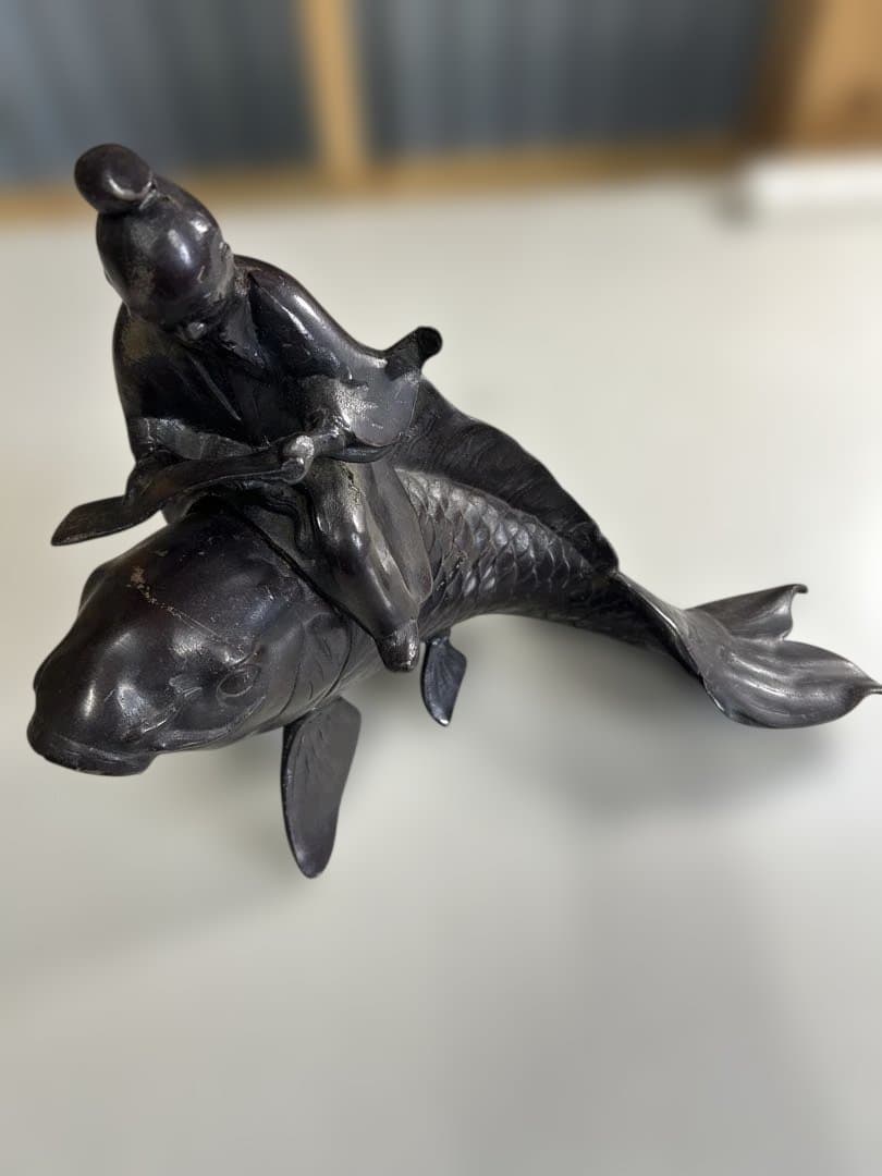 金属製 魚に乗る人物の彫刻　美術品　骨董品