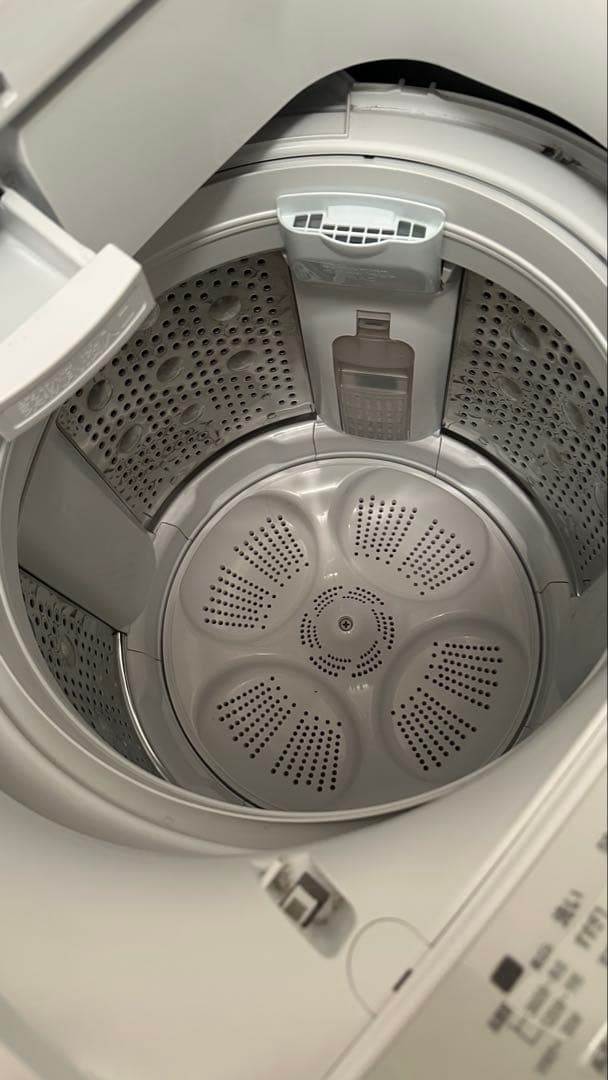 ふゆ　HITACHI 全自動洗濯機 ビートウォッシュ BW-V70J(W)