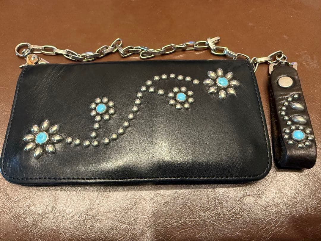 HTC フラワースタッズ　ウォレット