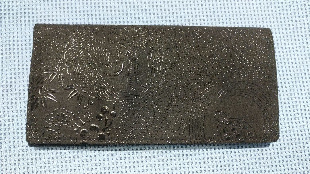 印伝　黒漆の鶴と亀柄模様の長財布 未使用品　レトロ