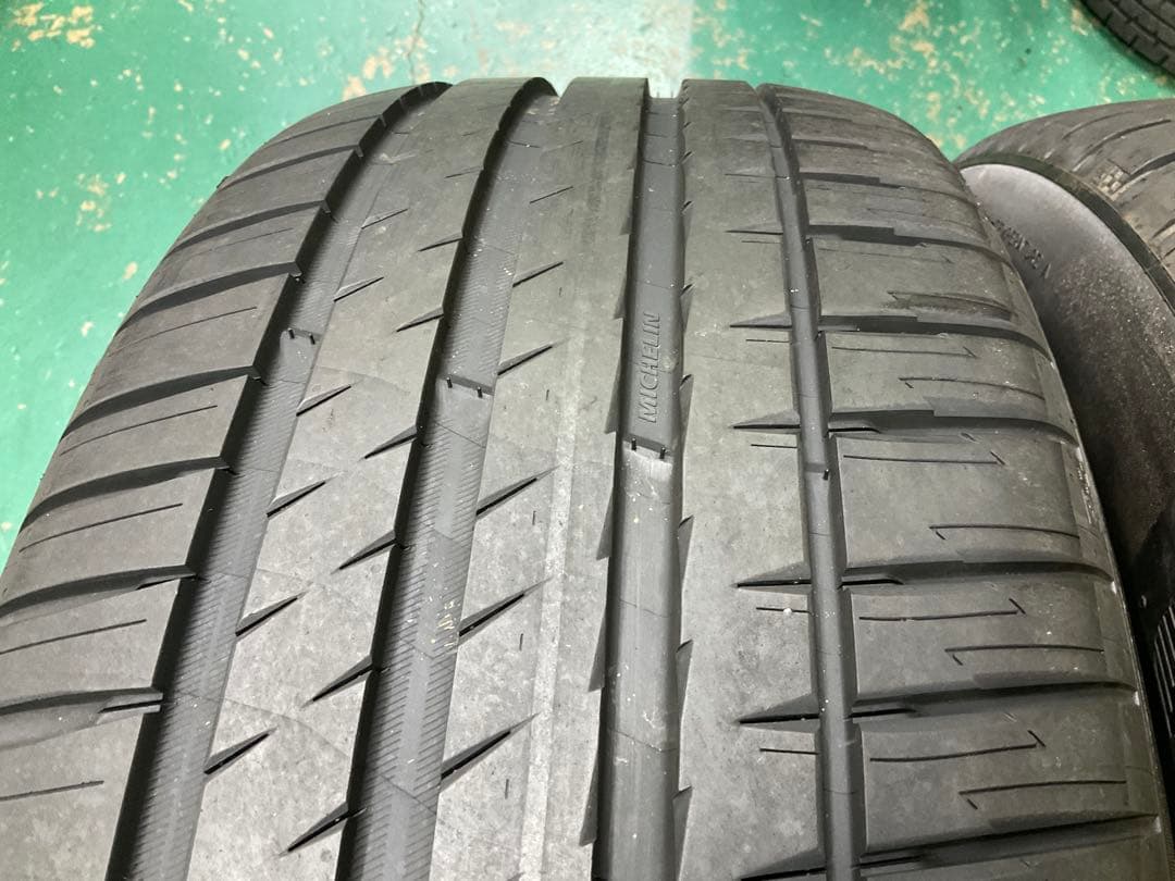 【送料無料】ミシュラン　パイロット　スポーツ4 SUV 235/55R19 2本