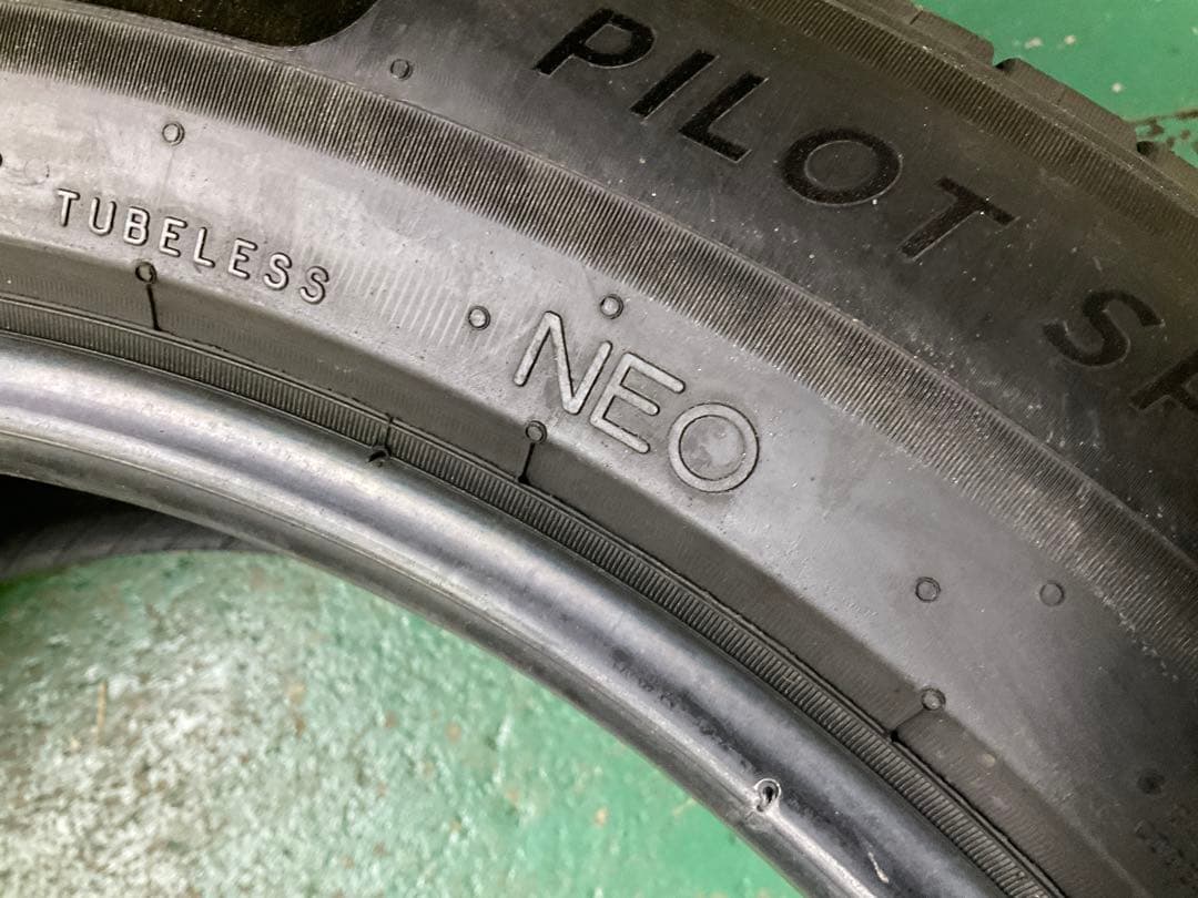 【送料無料】ミシュラン　パイロット　スポーツ4 SUV 235/55R19 2本