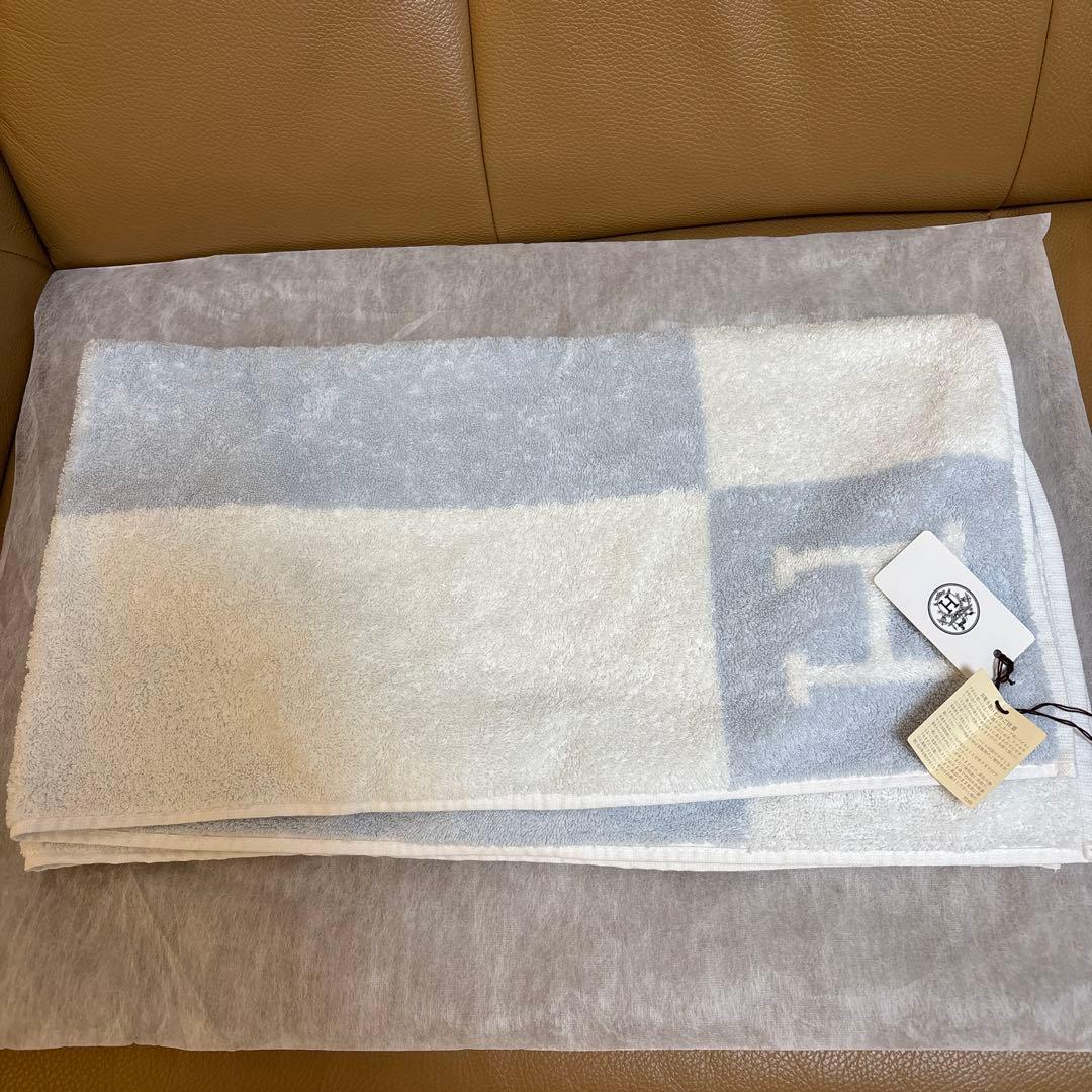 エルメス バスタオル ブルー ホワイト アヴァロン